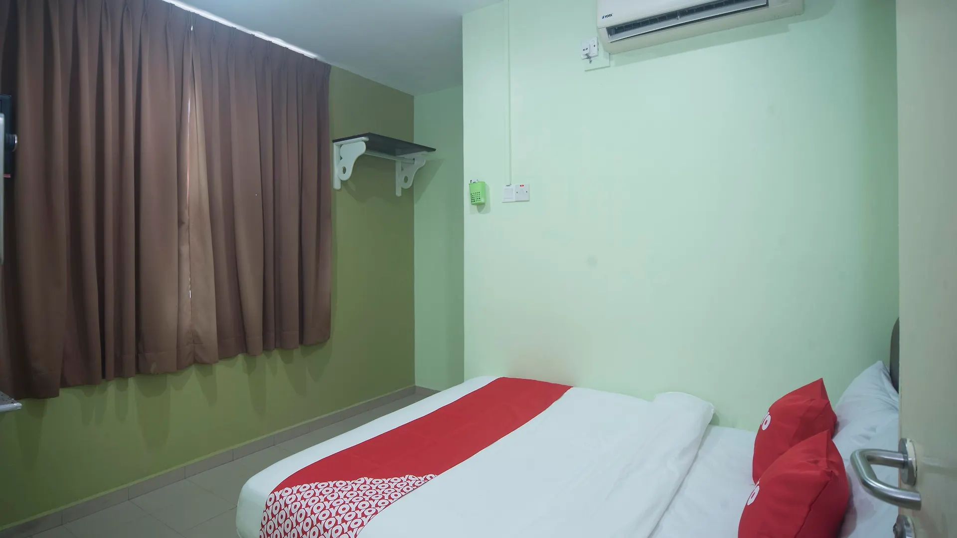 Oyo 44016 Rafik Ali Motel Kepala Batas  Hotel Kepala Batas (Penang)