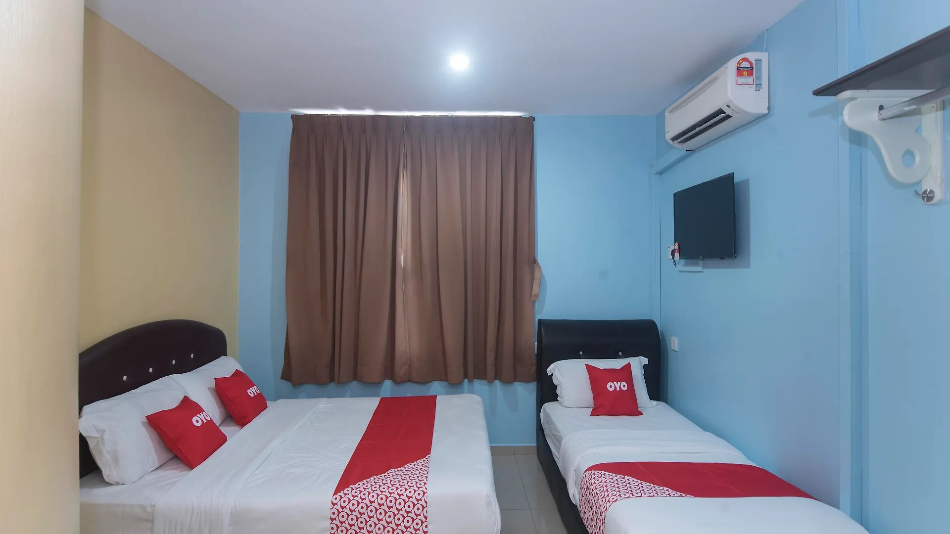 Hotel Oyo 44016 Rafik Ali Motel Kepala Batas