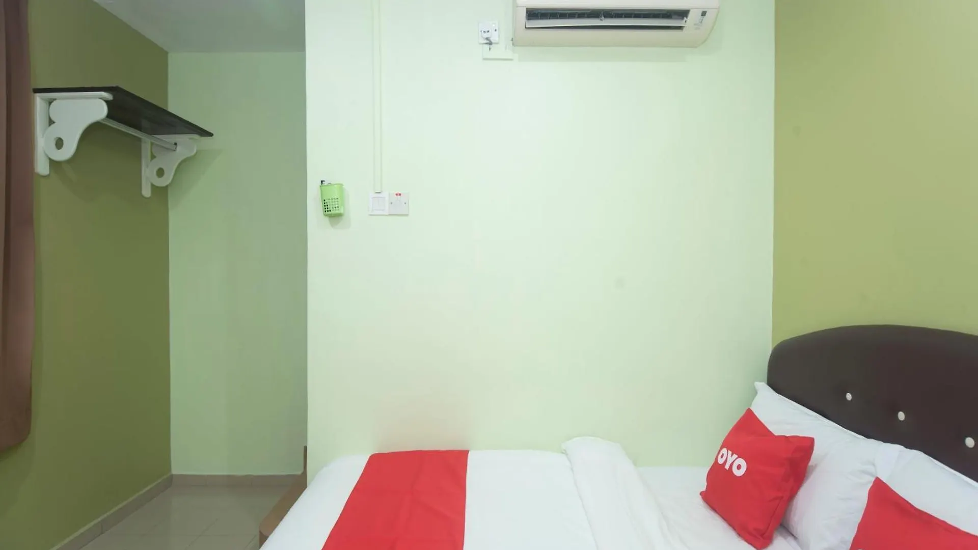 Oyo 44016 Rafik Ali Motel Kepala Batas  Malaysia